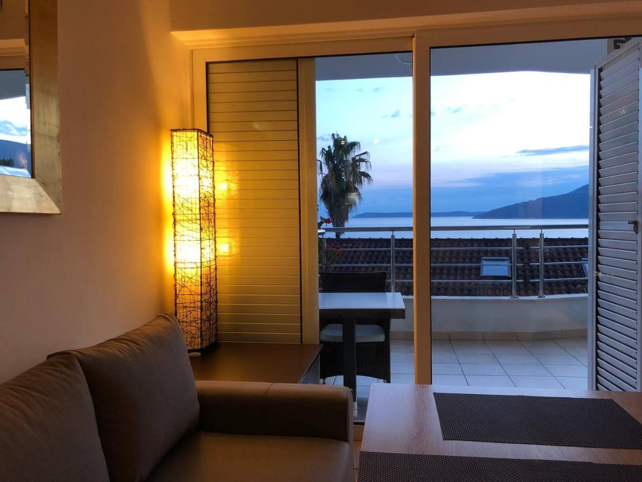 Boka Residence 7 Garage Inclusive ヘルツェグ・ノヴィ エクステリア 写真